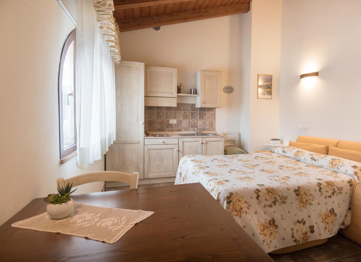 Rosa Di Assisi Bed & Breakfast Bastia Umbra Exterior foto