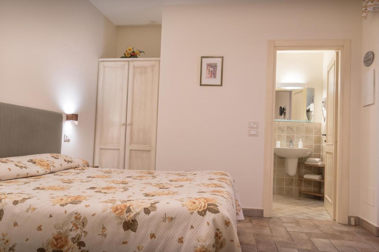 Rosa Di Assisi Bed & Breakfast Bastia Umbra Exterior foto