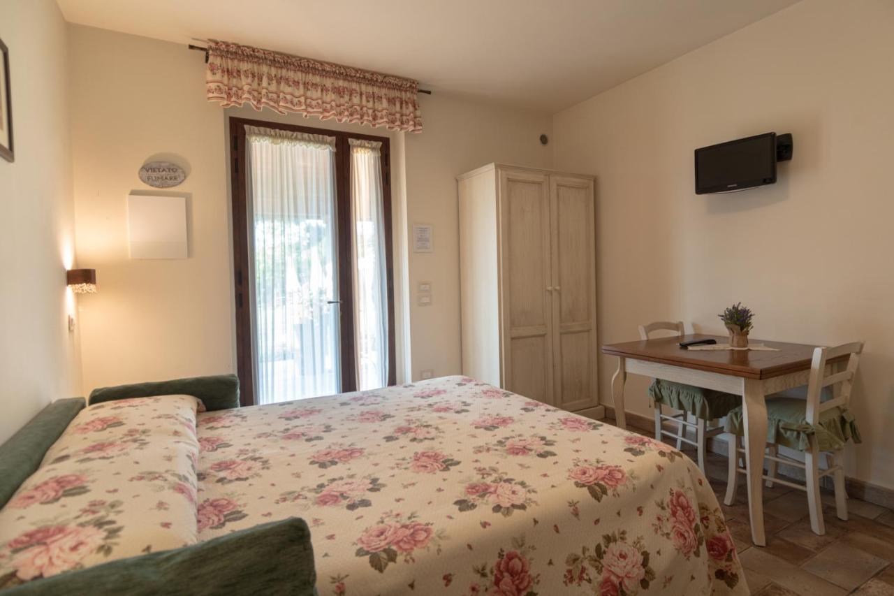 Rosa Di Assisi Bed & Breakfast Bastia Umbra Exterior foto