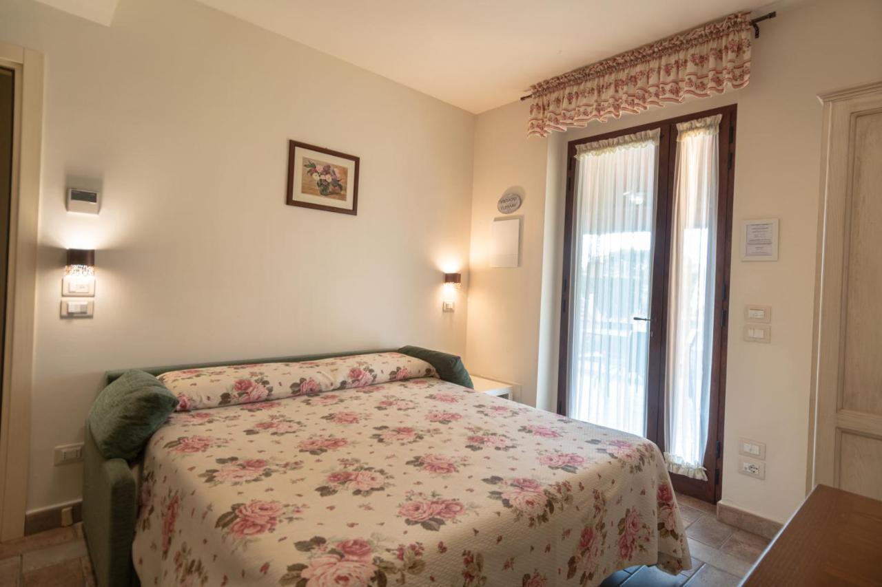 Rosa Di Assisi Bed & Breakfast Bastia Umbra Exterior foto