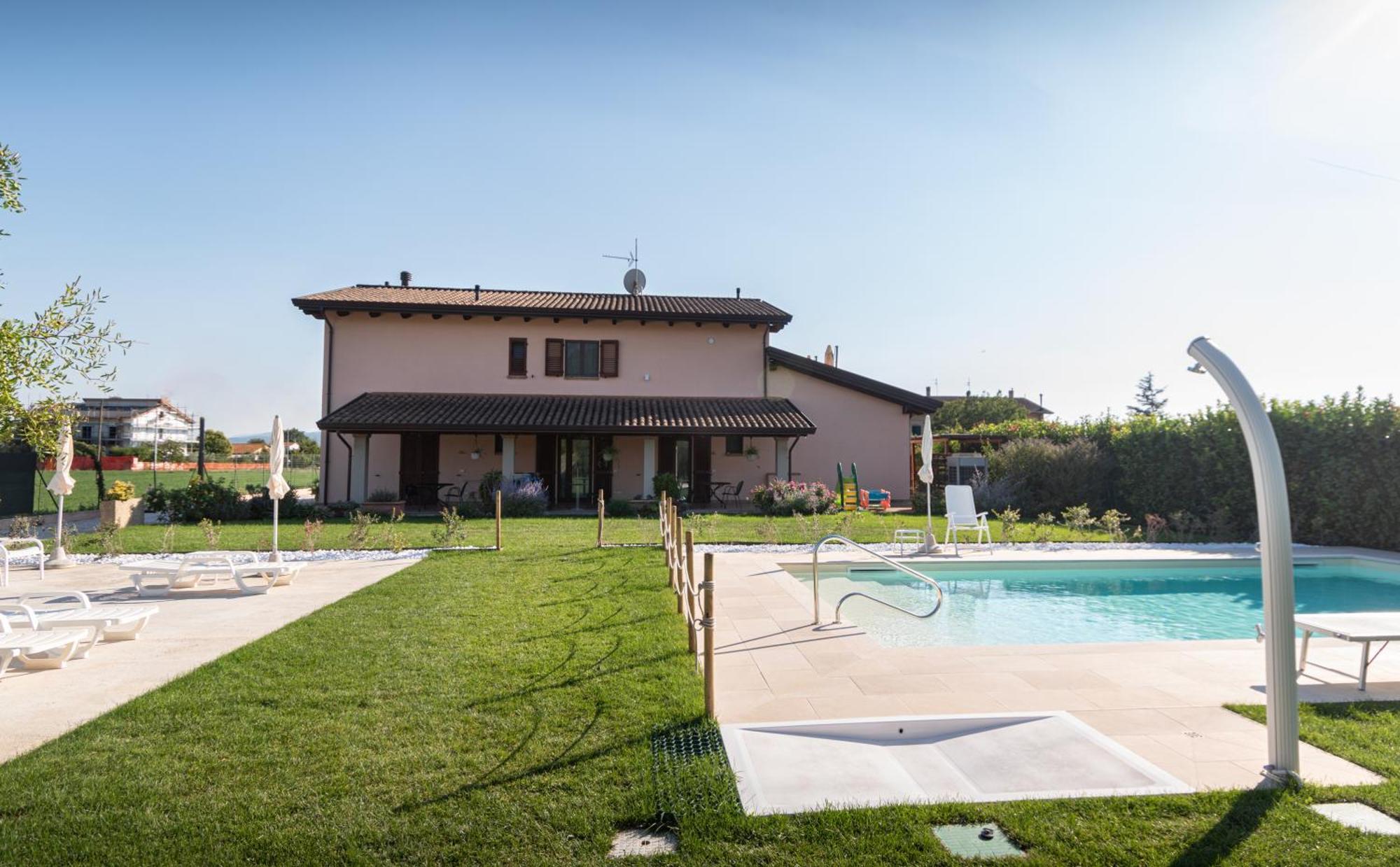 Rosa Di Assisi Bed & Breakfast Bastia Umbra Exterior foto