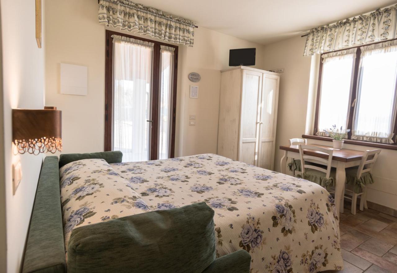 Rosa Di Assisi Bed & Breakfast Bastia Umbra Exterior foto
