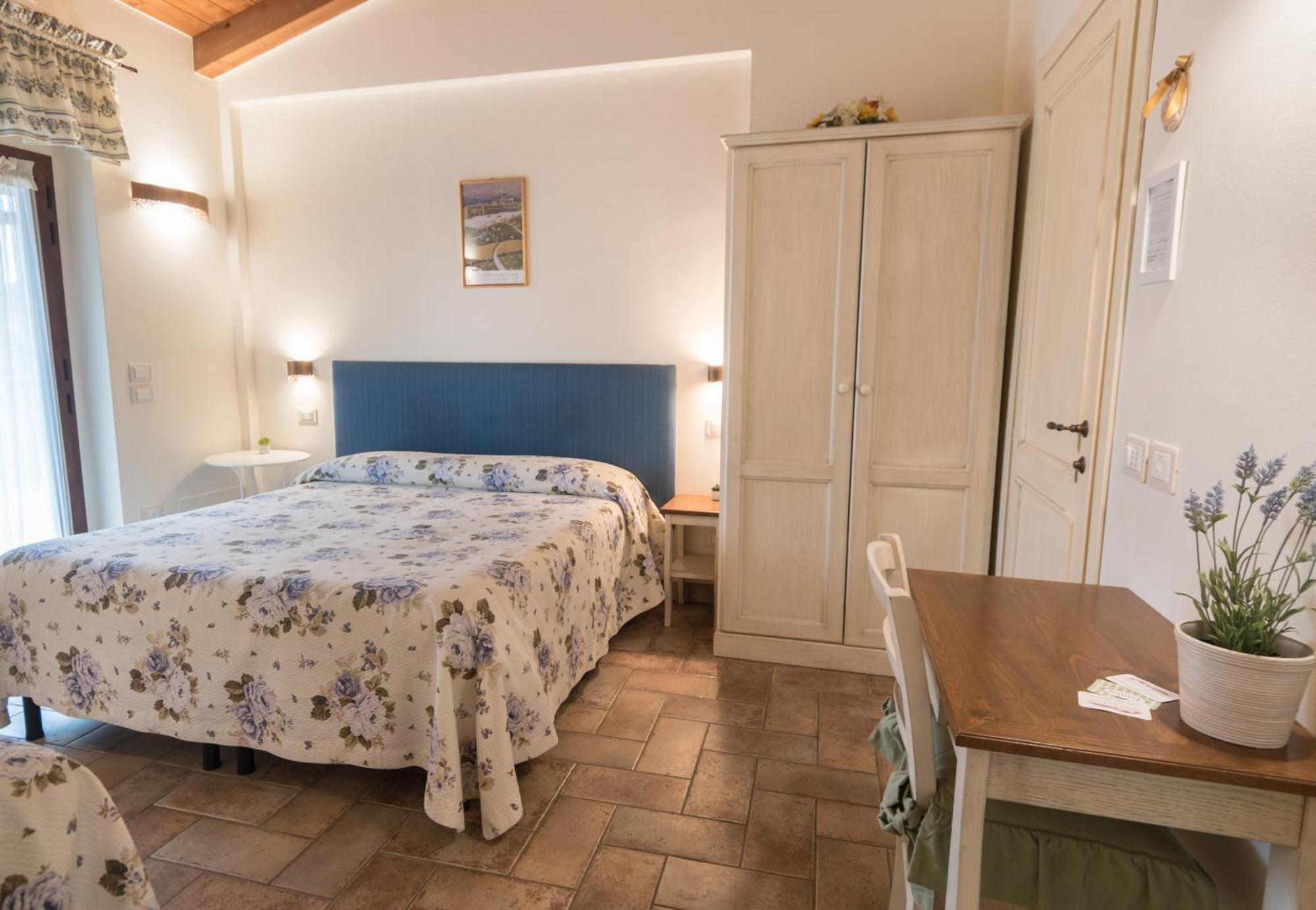 Rosa Di Assisi Bed & Breakfast Bastia Umbra Exterior foto