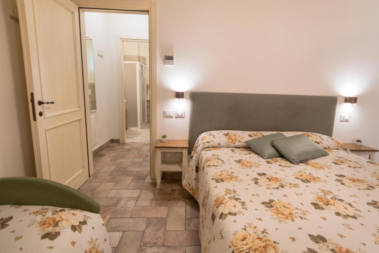 Rosa Di Assisi Bed & Breakfast Bastia Umbra Exterior foto