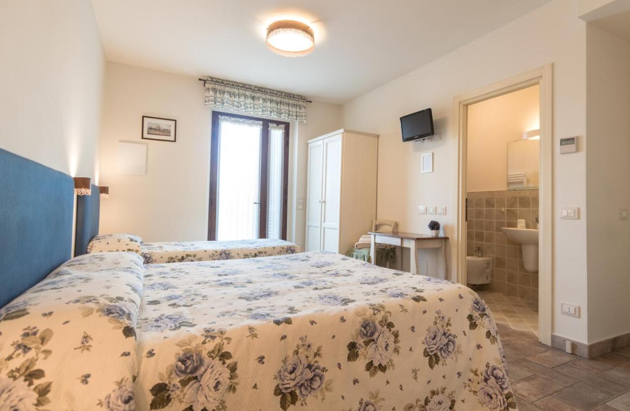 Rosa Di Assisi Bed & Breakfast Bastia Umbra Exterior foto